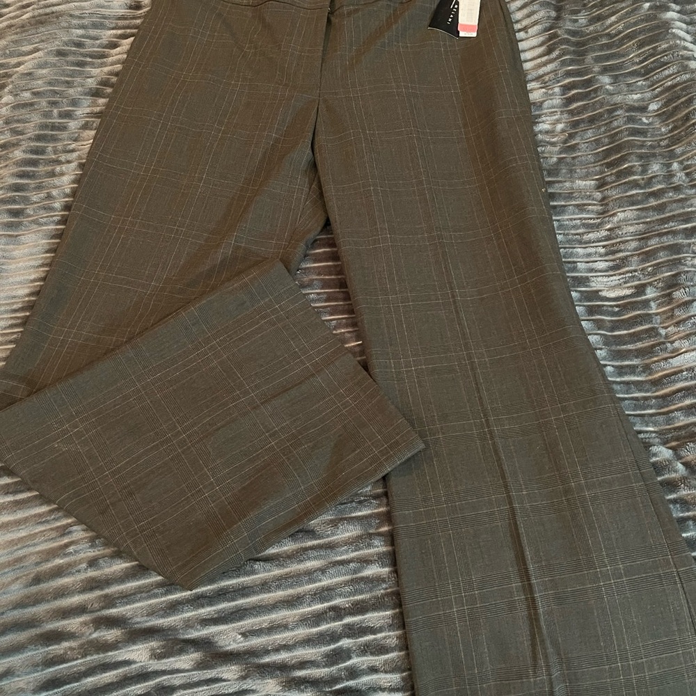 NWT Antonio Melanie slacks